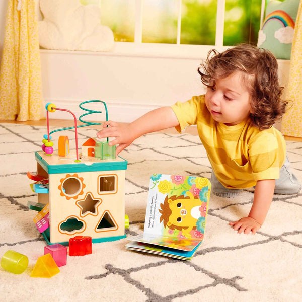 Drewniana kostka edukacyjna z sorterem, labiryntem i książeczką - Lil’ Learning Cube 8 el.