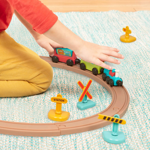Eisenbahn mit Schienen und Schildern – magnetische Waggons – All Aboard 29 Teile
