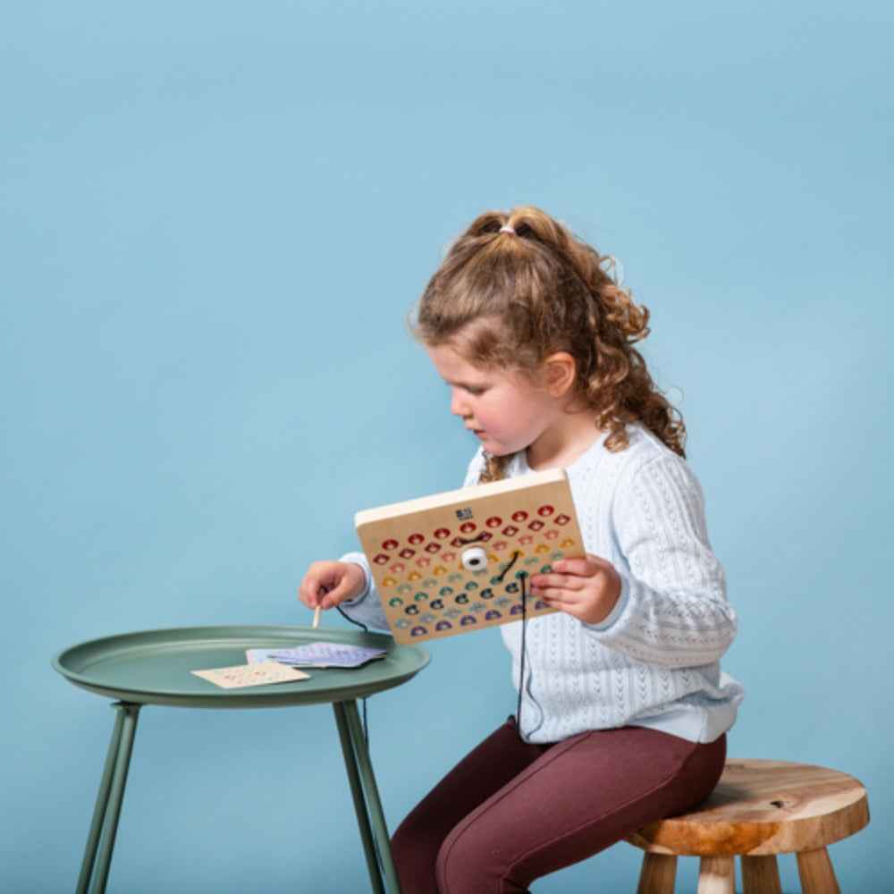 Drewniana tablica do kodowania BS Toys - Przeplatanka z kartami pracy