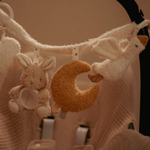 Interaktives Hängespielzeug für Kinderwagen & Autositz – Newborn Naturals