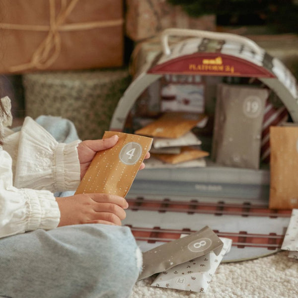 Adventskalender im Koffer X-MAS