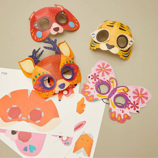 Papiermasken – Party im Wald