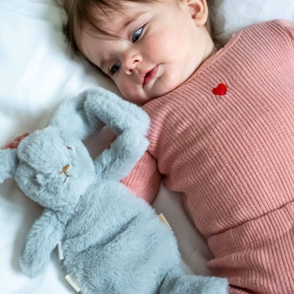 Kuscheltier mit Gewicht – Mini-Hase Teddy Blue