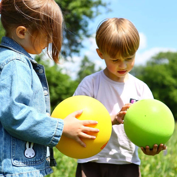 Leiser flauschiger Ball – Türkis