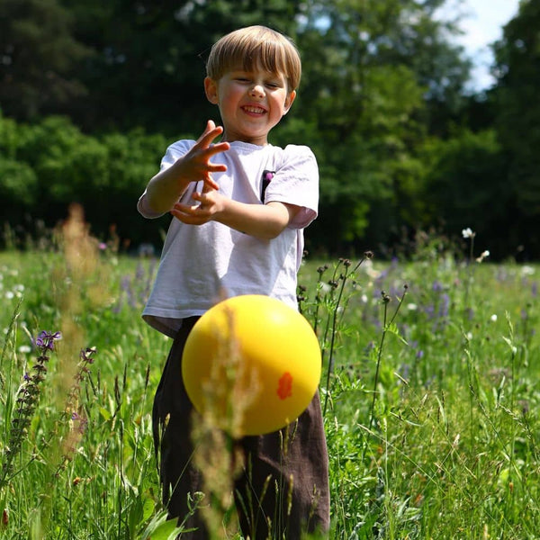 Leiser flauschiger Ball – Türkis