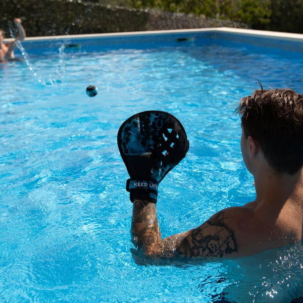 Pro Catch Wasser-Baseball Set – Handschuh & Ball für Pool und Meer