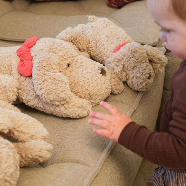 Kuscheltier - liegender Hund Gabi klein (30 cm)