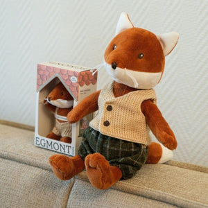 Großer Fuchs Max sitzt neben Mini Max im Geschenkkarton