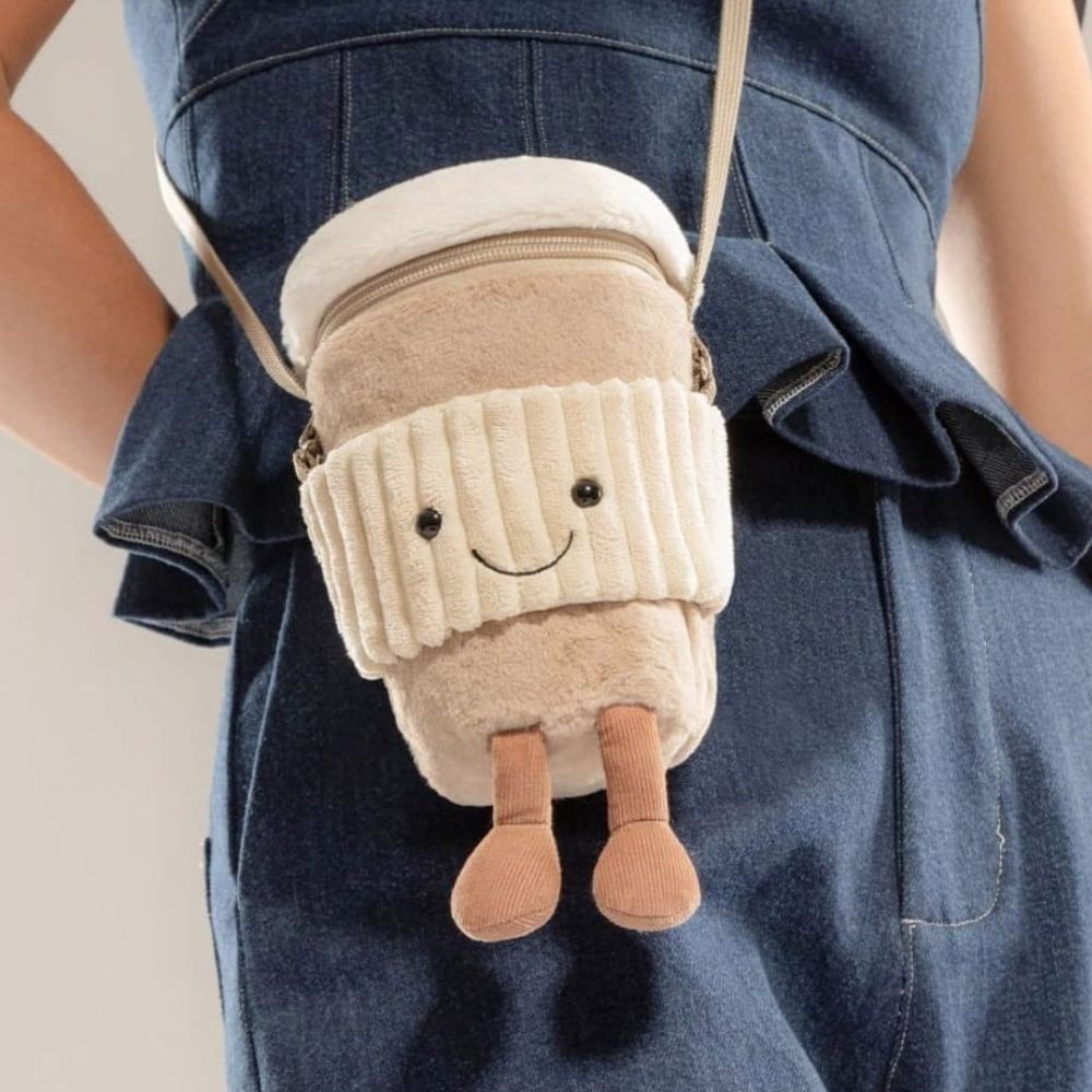Jellycat Plüsch-Umhängetasche Coffee-to-go-Becher mit Riemen und Cord-Beinchen