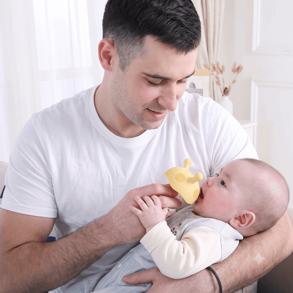 Gryzak Uspokajający Mombella - Mushroom Go Bananas