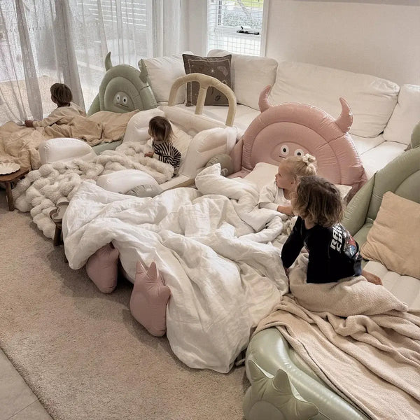 Aufblasbares Kinderbett – Monster Sage