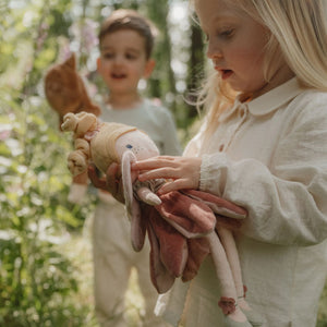 Stoffpuppe Fee Mila – Zauberhafte Kuschelpuppe