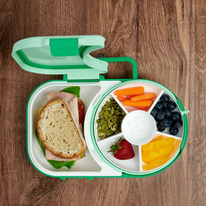 Frühstücksbox für Kinder Lunchbox Snack Spinner 2in1 – Sage Green mit Sandwich, Karotten, Beeren und Samen