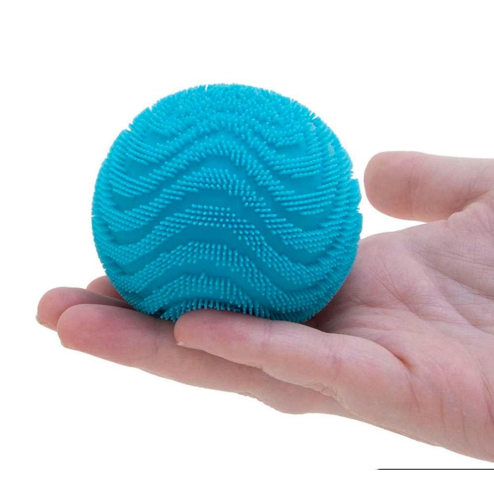 Bunte Fuzz Ball Wonder Waves Needoh Spielbälle mit taktiler Oberfläche von Schylling