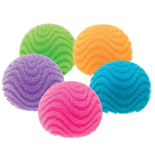 Bunte Fuzz Ball Wonder Waves Needoh Spielbälle mit taktiler Oberfläche von Schylling