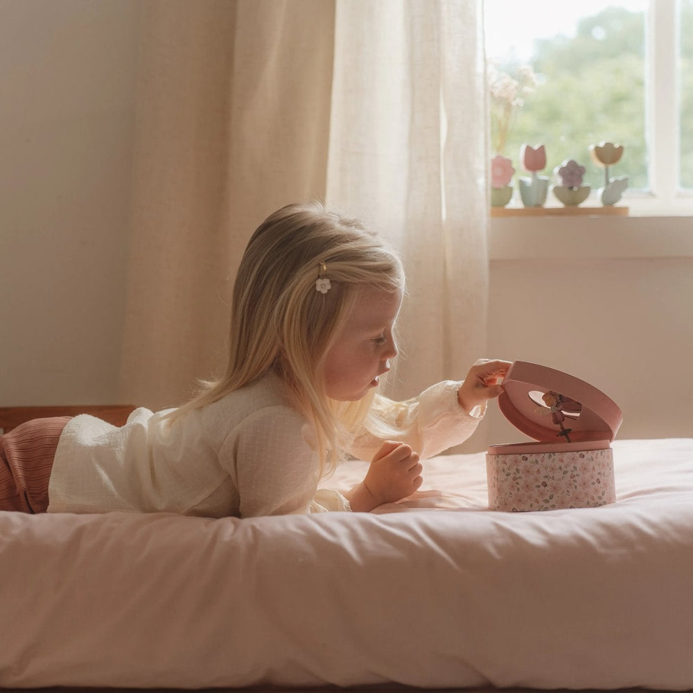 Szkatułka na biżuterię z pozytywką  Little Dutch - Wróżka