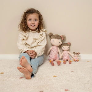 Stoffpuppe Rosa 35 cm – Kuschelpuppe aus der Little Pink Flowers Kollektion