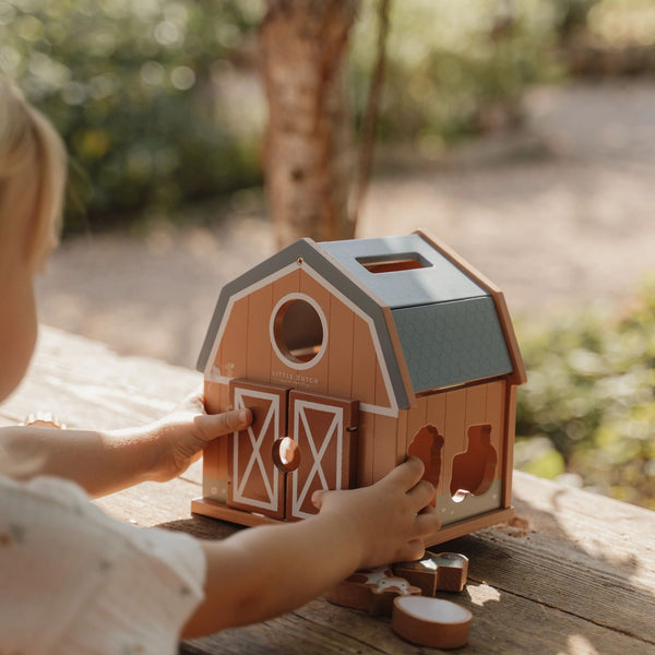 Holz-Formsortierer Bauernhof – Little Farm Scheune