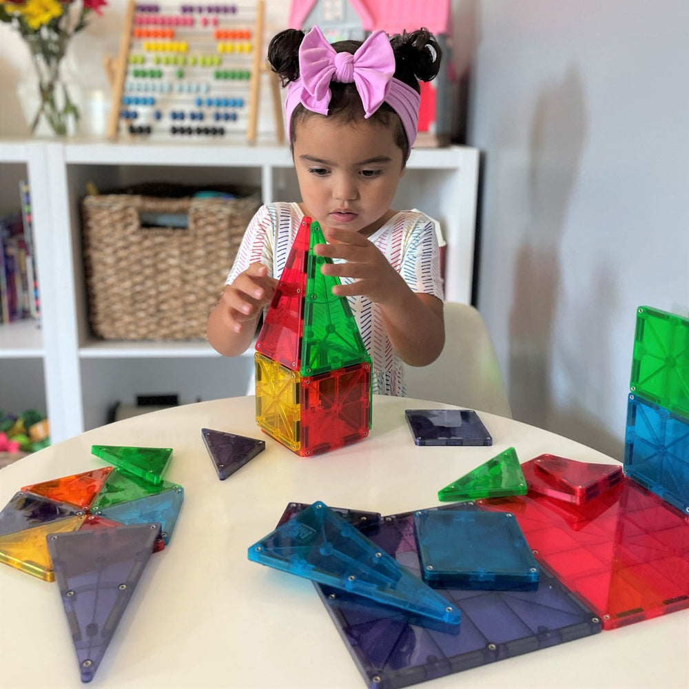 MAGNA-TILES Magnetbausteine Kinder im 32-teiligen Set in bunten Farben für kreatives Spielen