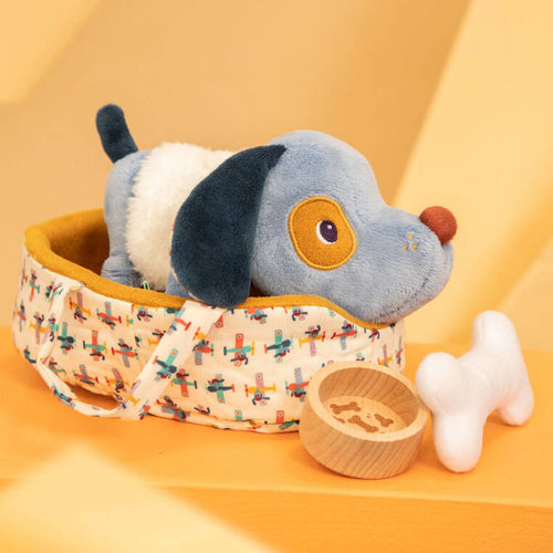 Kuscheltier Hund mit Körbchen und Zubehör – Hund Jules 12 m+