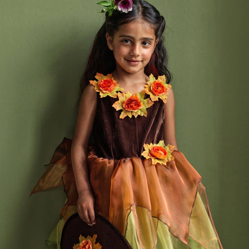 Kostüm – Tüllkleid mit Blumen und Hut, Hexe Sabrina, 5–7 Jahre