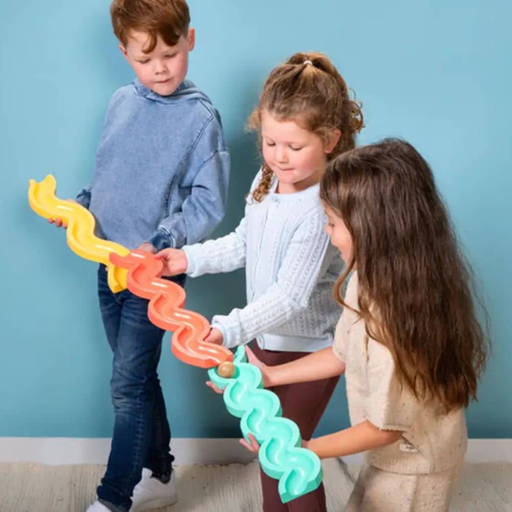 Teambildungsspiel – Pass & Play-Kugelbahn