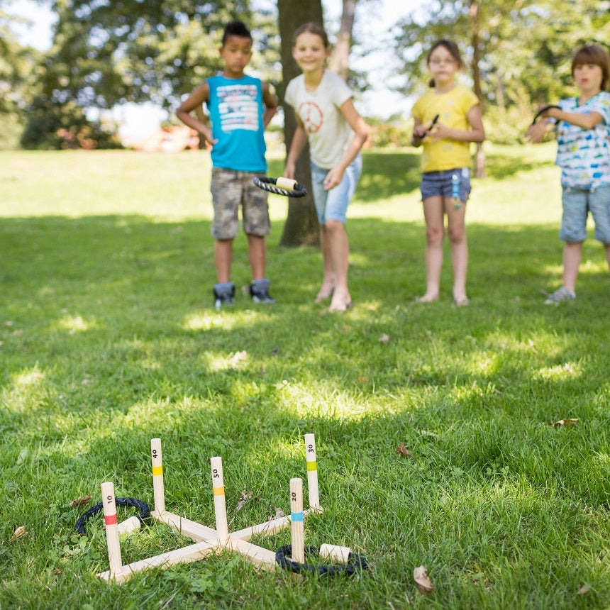 Geschicklichkeitsspiel – Ringwurfspiel