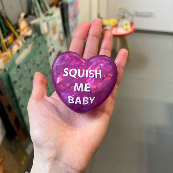 Sensorischer Knete - NeeDoh Squeeze Hearts